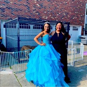 Gorgeous Red Carpet Teal Gown Couture